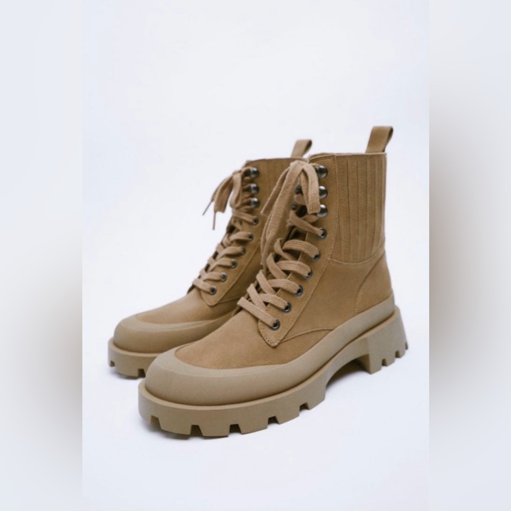 Brown Women's Lace-Up Ankle Boots